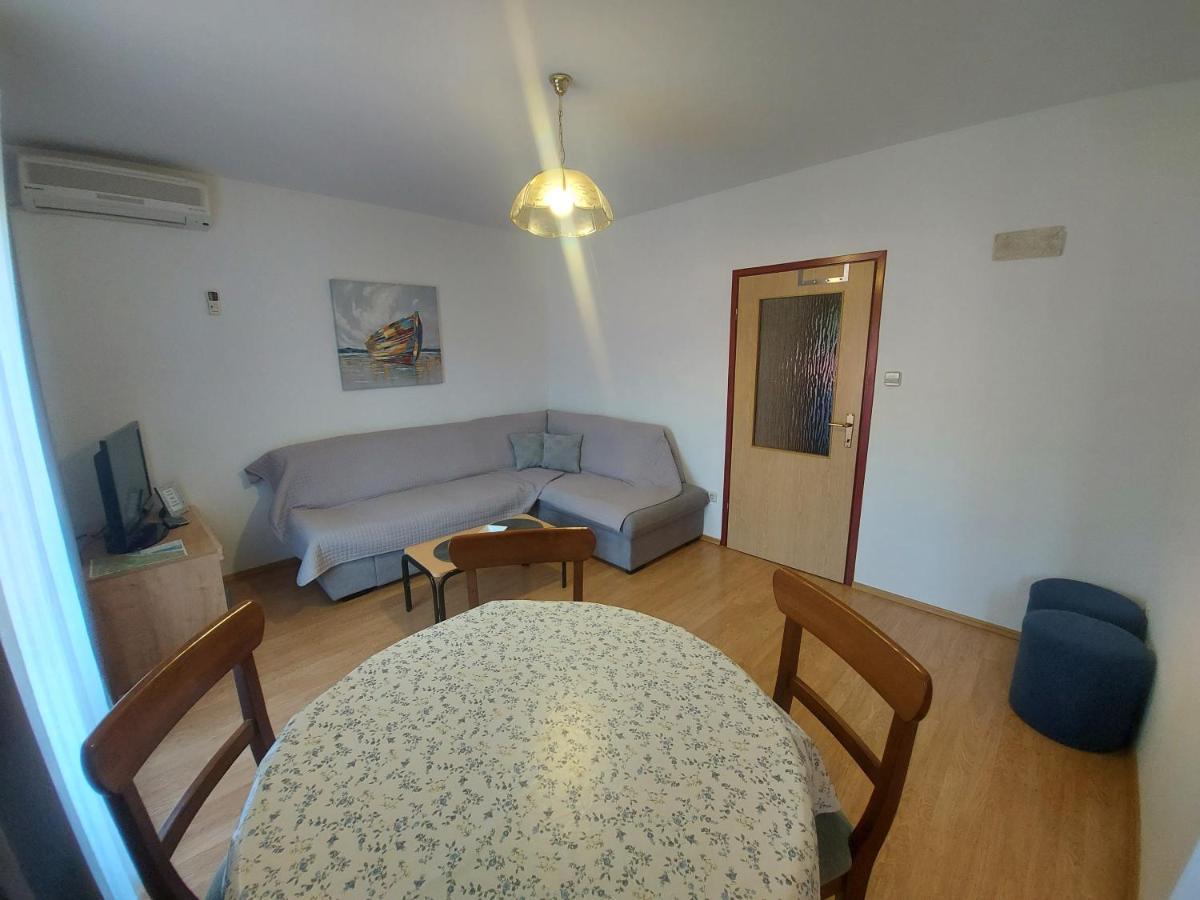 Apartments Elizabeta Draga Bašćanska Exteriér fotografie